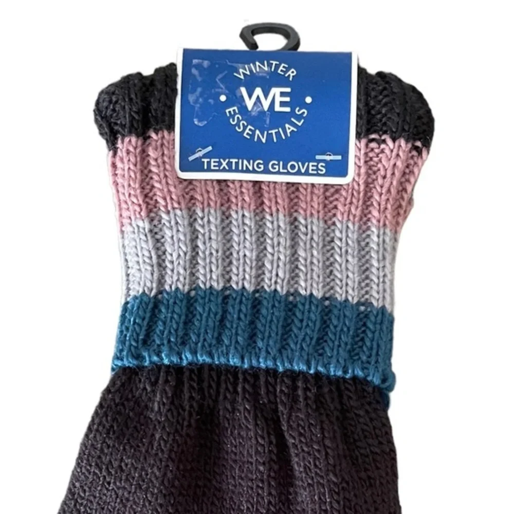 Winter TEXTING gloves, ladies one size in black with pink, teal, gray.